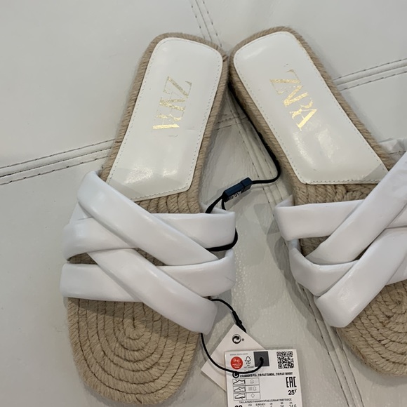 Shoes - Picture 5 of 5